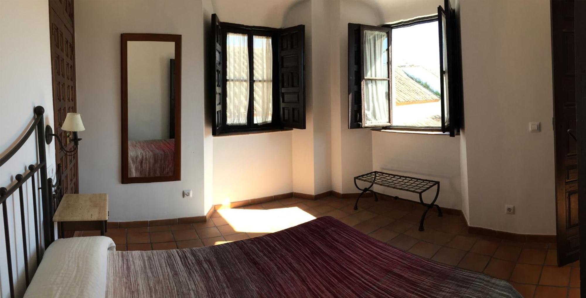Apartamentos Plaza 코르도바 객실 사진